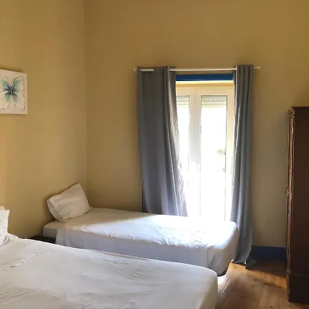 Aveiro Train Guesthouse-3